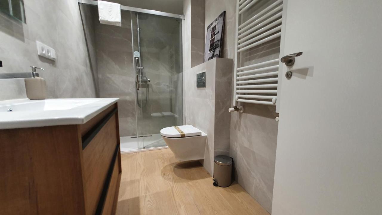Auditorio Vicele - 2 Hab Y Sofa-Cama - Wifi - Vut-3692-As Oviedo Exterior foto