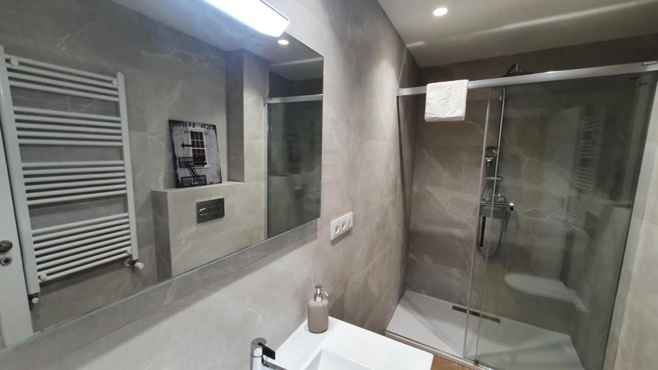Auditorio Vicele - 2 Hab Y Sofa-Cama - Wifi - Vut-3692-As Oviedo Exterior foto