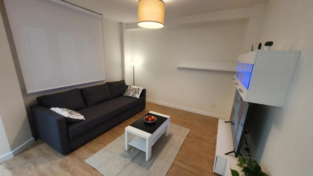 Auditorio Vicele - 2 Hab Y Sofa-Cama - Wifi - Vut-3692-As Oviedo Exterior foto